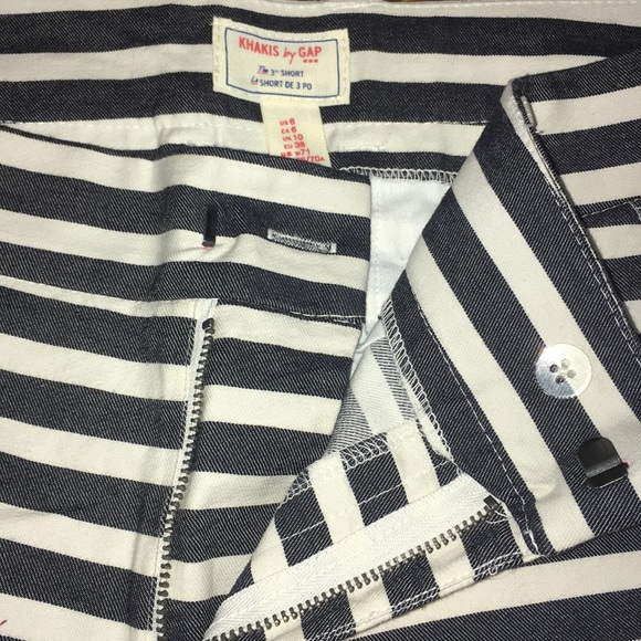 Gap khaki shorts - Picture 2 of 3